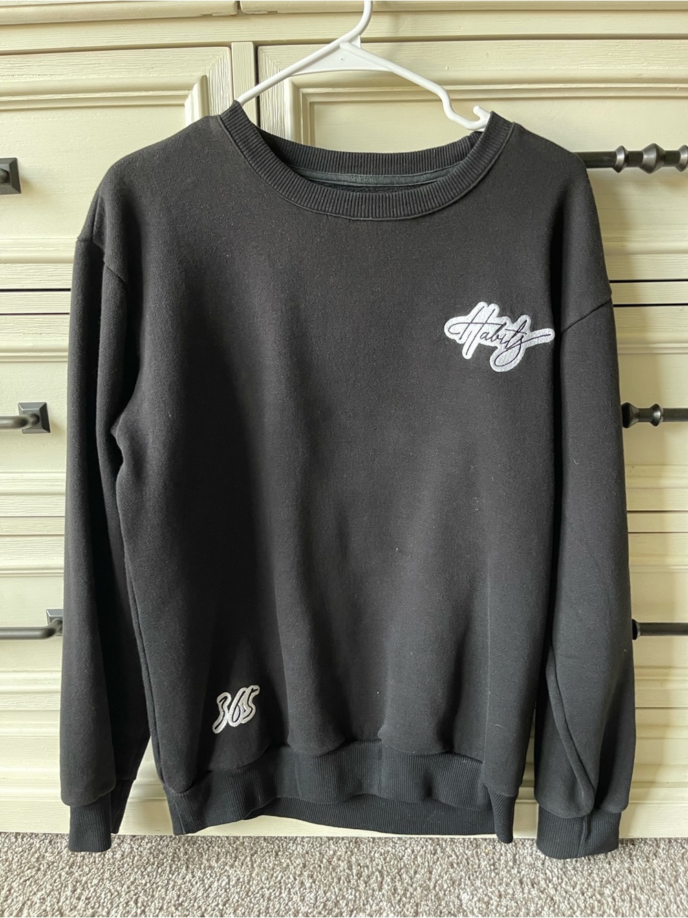 Habits 365 Crewneck Sweatshirt size small